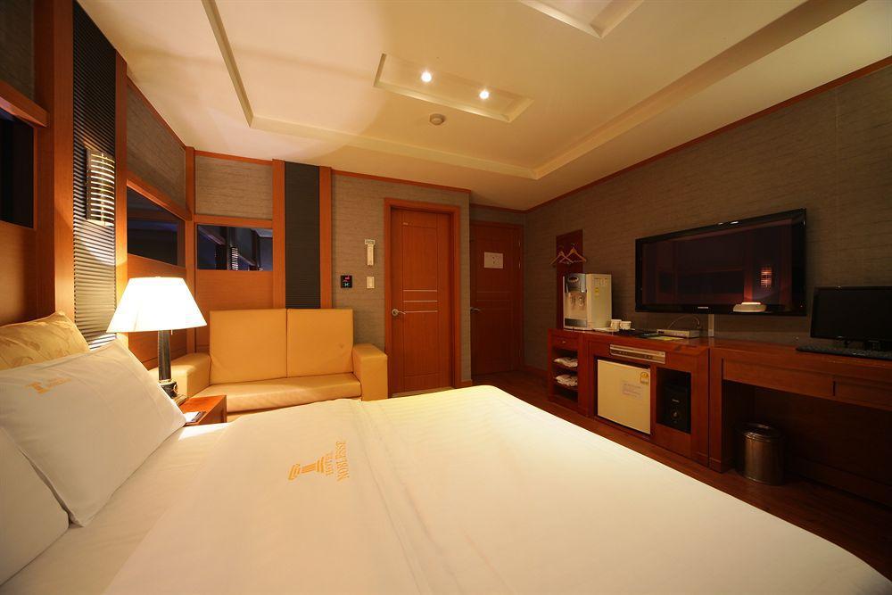 Hotel Noblesse, Yeoksam Seul Dış mekan fotoğraf