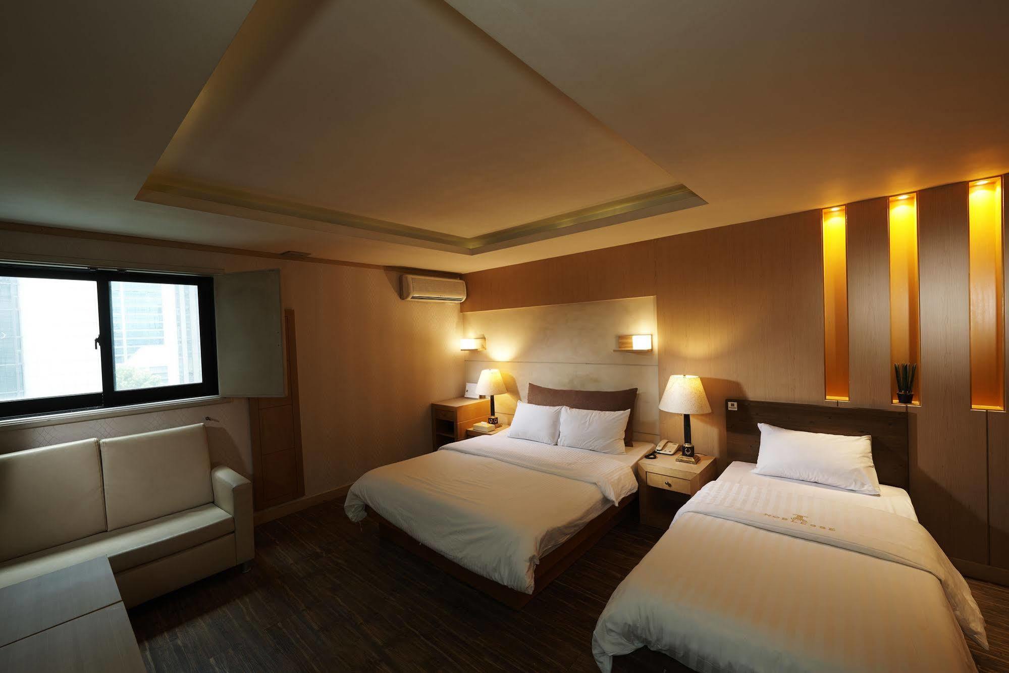 Hotel Noblesse, Yeoksam Seul Dış mekan fotoğraf
