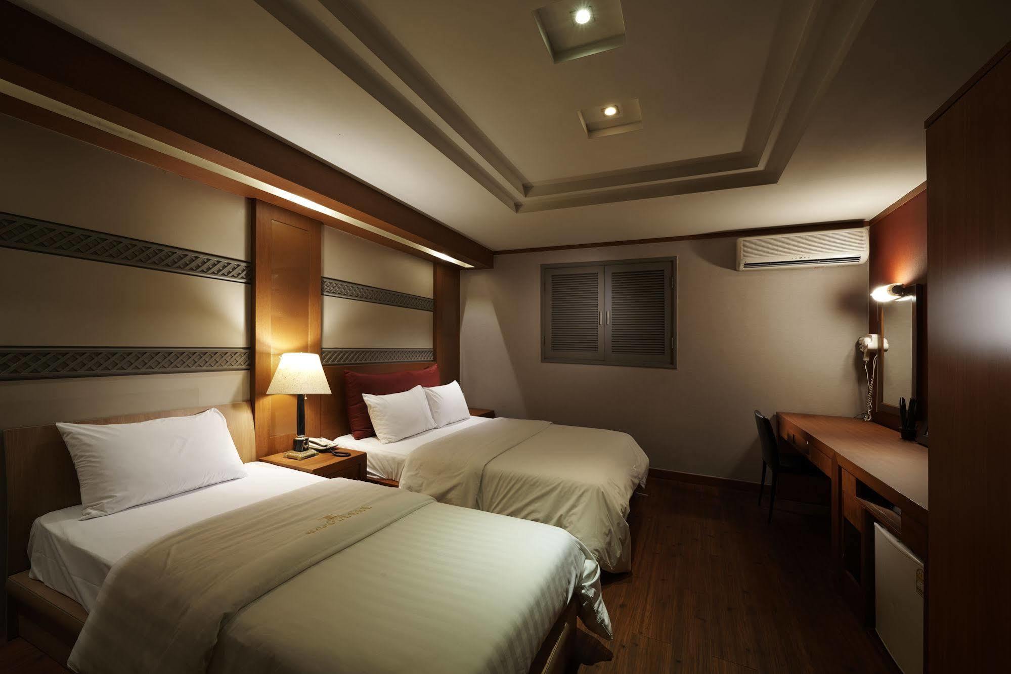 Hotel Noblesse, Yeoksam Seul Dış mekan fotoğraf