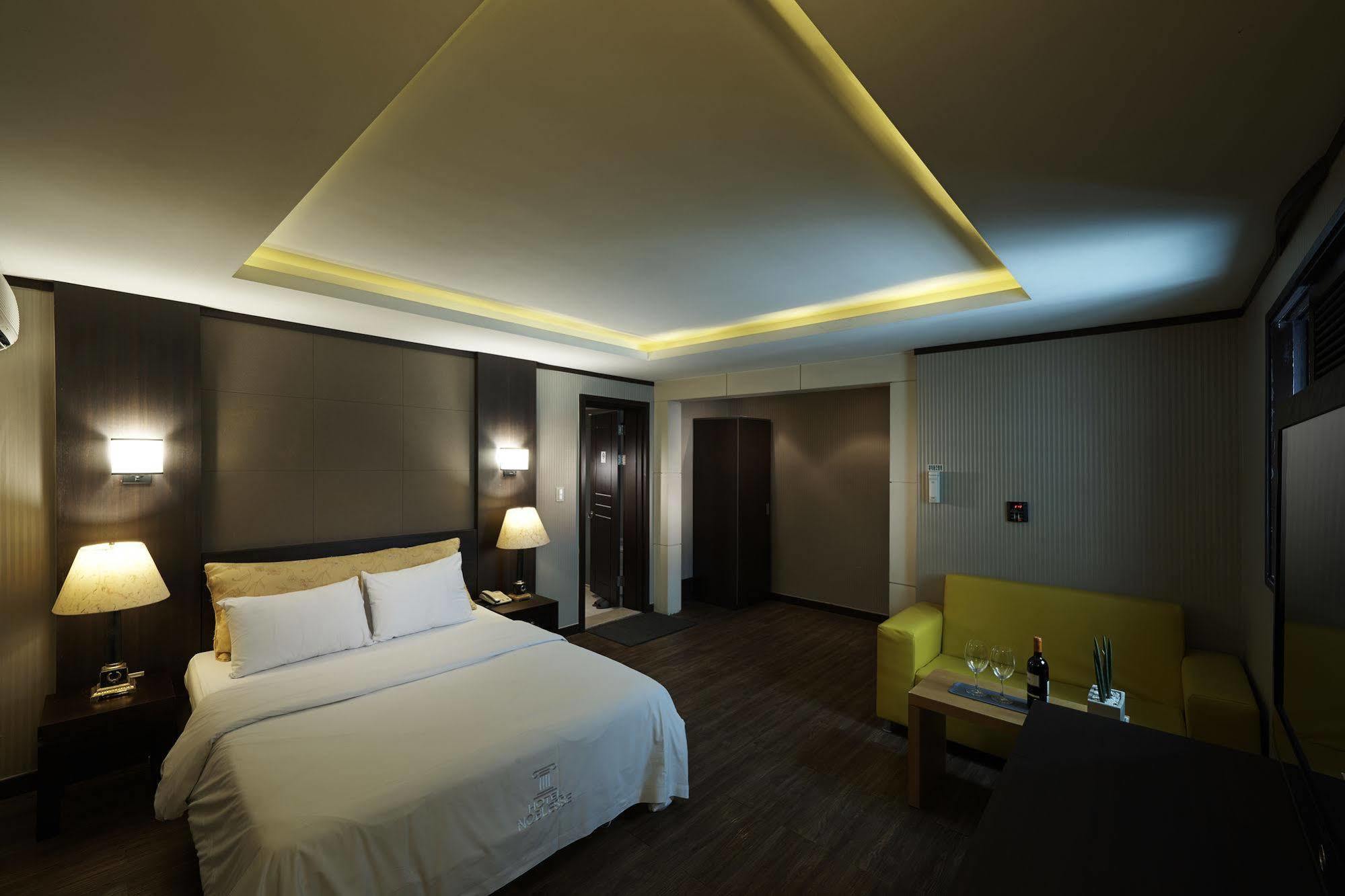 Hotel Noblesse, Yeoksam Seul Dış mekan fotoğraf